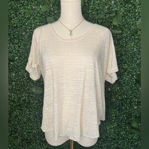 Off-White Short Sleeve Women's Top With Lace Detail